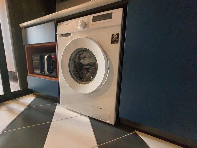 ให้เช่าคอนโด เดอะ เบส สะพานใหม่ ตึก A 29 ตรม.ห้องใหม่ เฟอร์ครบ มีเครื่องซักผ้า ติด BTS สายหยุด