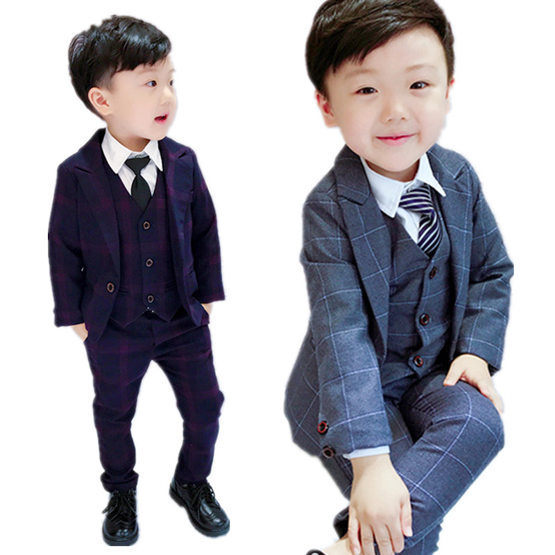 Pre-order ชุดสูทเด็กชาย สีเทาลายตาราง แบบเท่น่ารัก