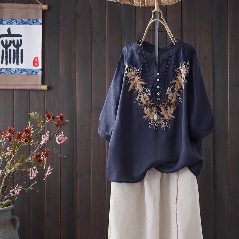 เสื้อผ้าลินินลายปัก