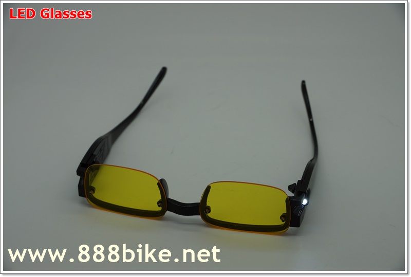 แว่นตา CYCLING SUNGLASSES LED light Anti-fatigue Reading Glasses xp14(อ่านหนังสือหรือปั่นกลางคืน)