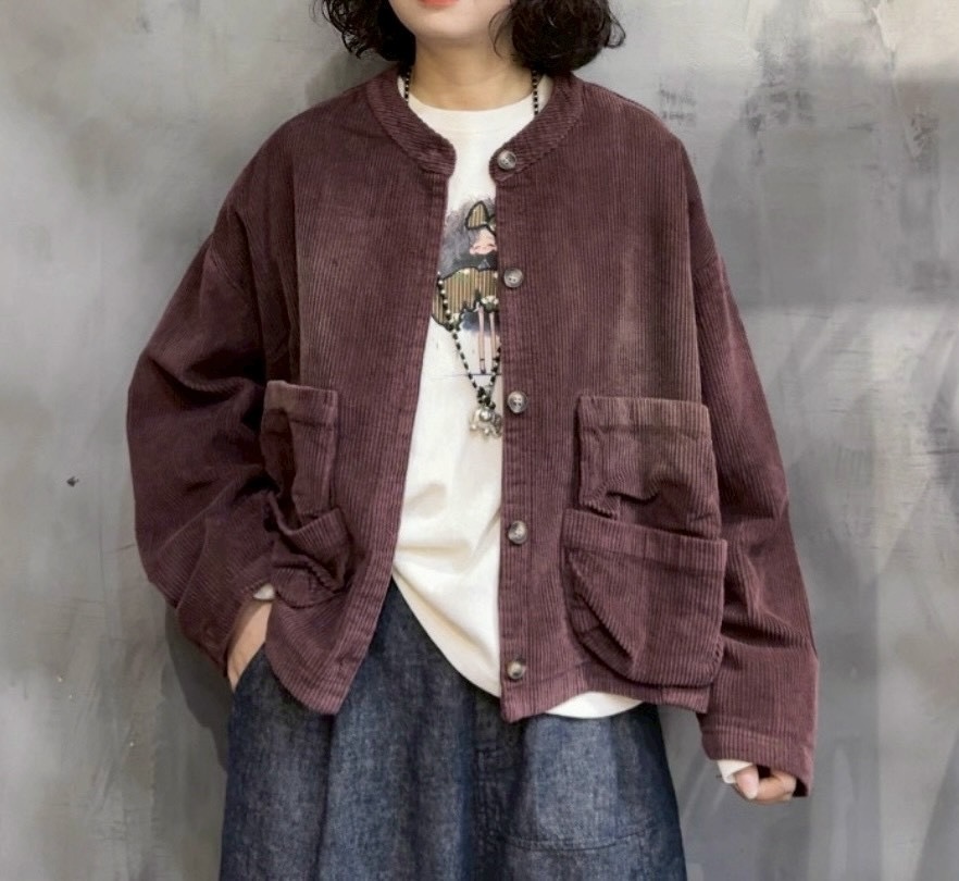 แจ็คเก็ตผ้าลูกฟูกแต่งกระเป๋าทรงโอเวอร์ไซส์