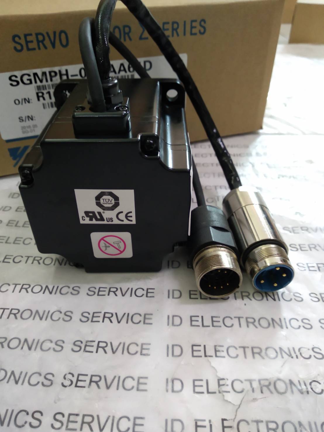 SGMPH-04DAA61D SERVO MOTOR " YASKAWA "