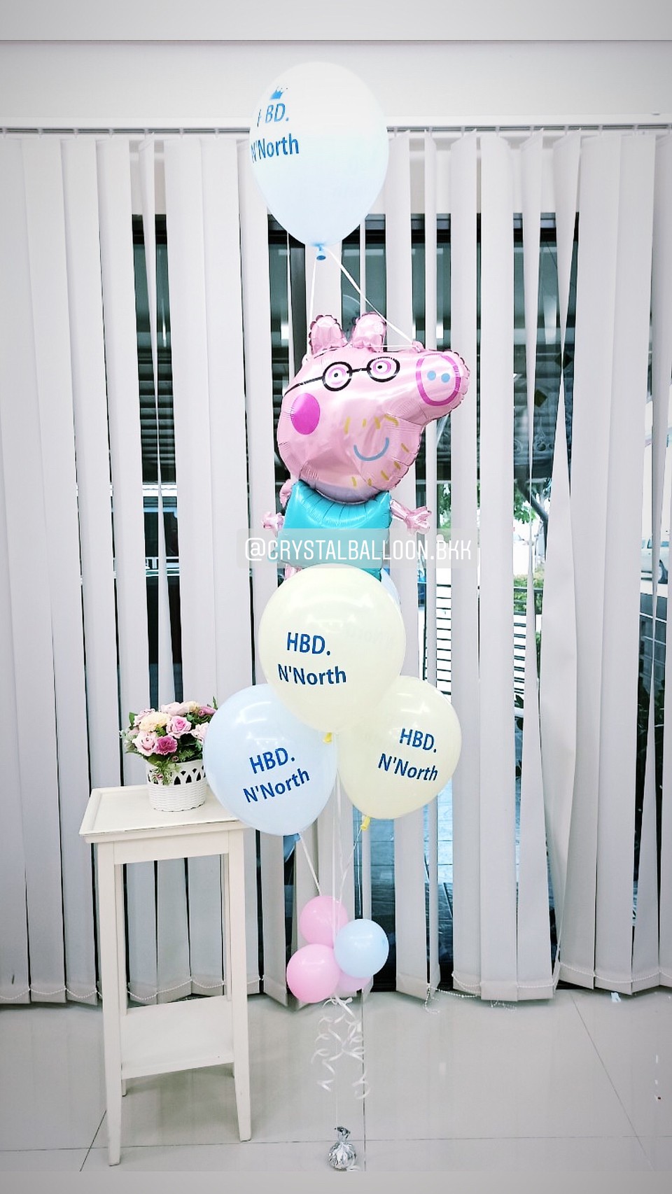 ลูกโป่ง วันเกิดเด็ก ช่อลูกโป่งฟอยล์ Peppa Pig ช่อ 5 ลูก 1 ช่อ พร้อมตกแต่ง สามารถเปลี่ยนสีลูกโป่ง/เปลี่ยนข้อความ/เปลี่ยนสี-ฟอยล์ตกแต่งได้