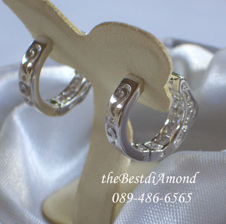 สินค้าหมด===BE814RD+++ต่างหูแถว แบบคลื่น++เรียบ หรู ดูดีมากๆๆๆ ใส่ติดหูได้ทุกวัน ไม่เวอร์ ดูผู้ดีมากๆๆค่ะ ดีไซน์ก็หรูหรา มีกำไล เข้าชุดด้วยค่ะ