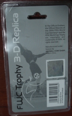โมเดลถ้วยรางวัลฟุตบอล การแข่งขันฟุตบอลโลก - FIFA WORLD CUP 3D TROPHY, เยอรมนี 2006 ใหม่ / WORLD CUP International Football Tournament Football Trophy Model - FIFA WORLD CUP 3D TROPHY, GERMANY 2006 NEW
