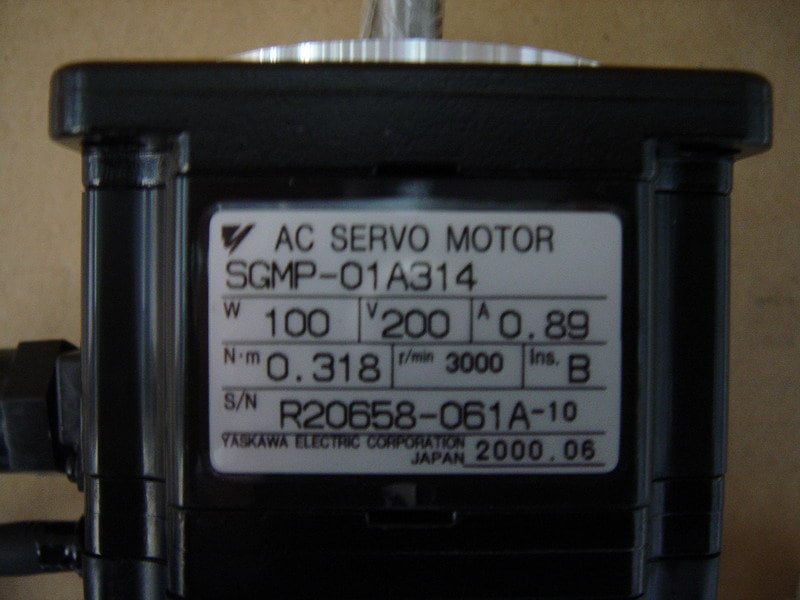 SGMP-01A314 SERVO MOTOR " YASKAWA "