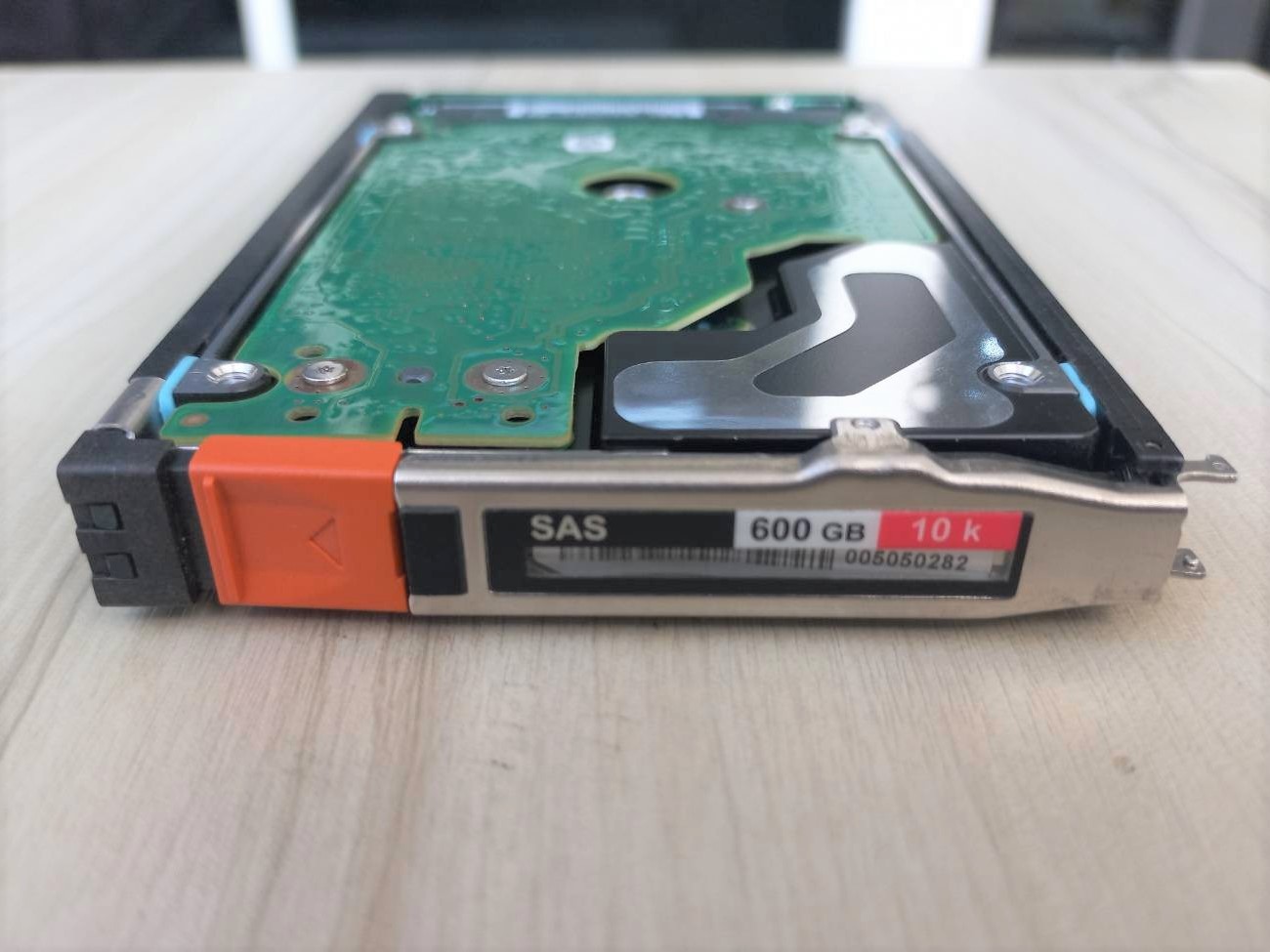 005049250 EMC 600-GB 6G 10K 2.5 SAS.