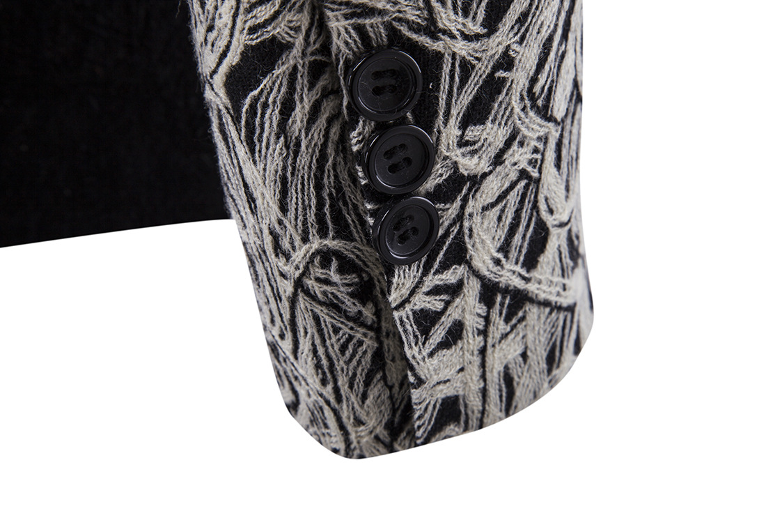 พร้อมเช่า เสื้อสูทชาย สีขาวดำ ปักลายกราฟฟิก กางเกงดำ