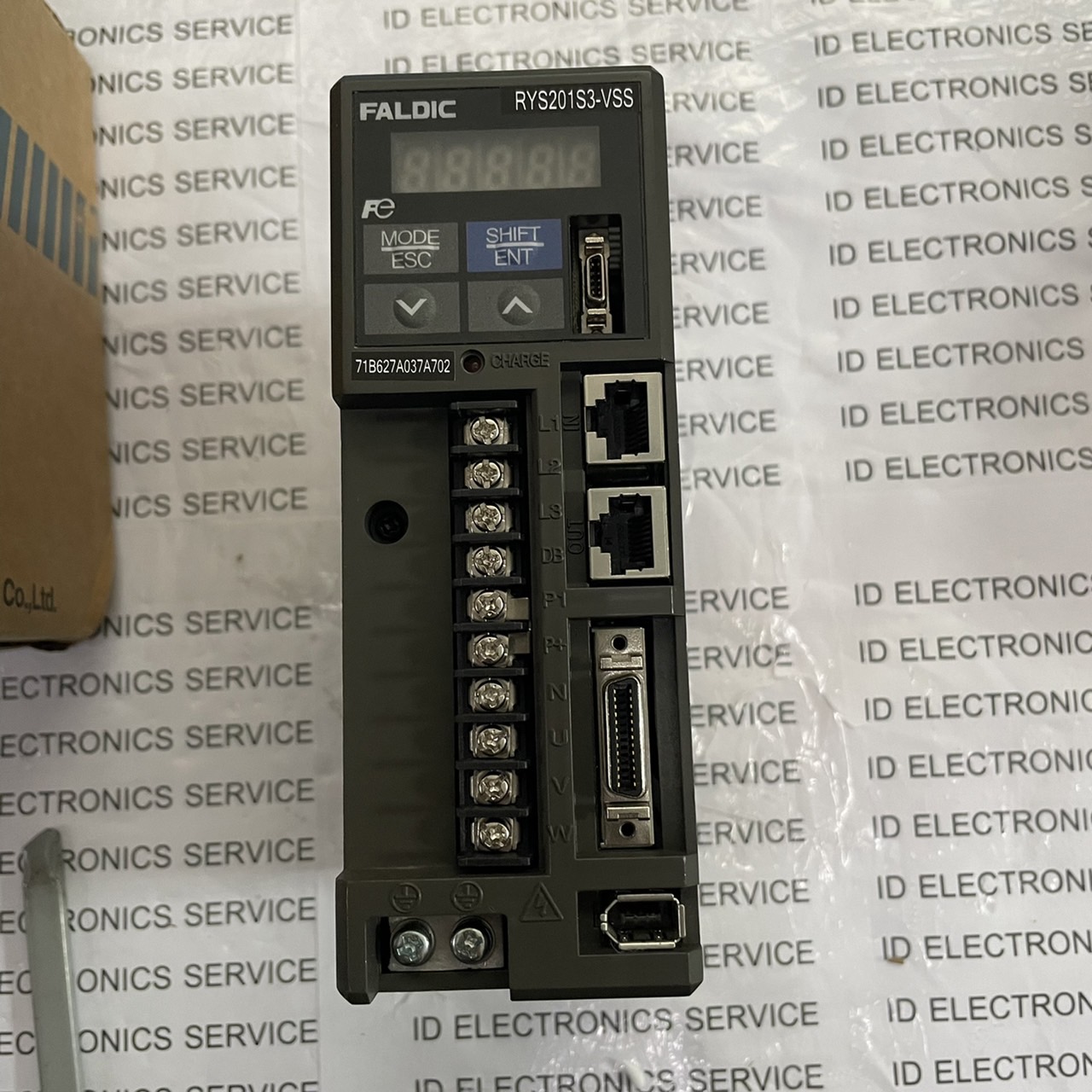RYS201S3-VSS SERVO DRIVE " FUJI "
