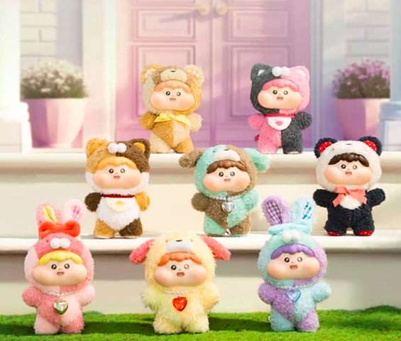 PRE. ตุ๊กตา พวงกุญแจ Fluffy Meatball ของแท้ 100% (รอ 9 - 14 วัน )