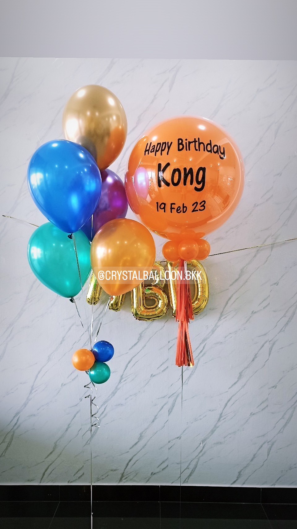 ลูกโป่ง วันเกิด ลูกโป่งยาง ขนาด 24" สีส้ม พร้อม ช่อลูกโป่ง 5 ลูก 1 ช่อ พร้อมตกแต่ง ฟอยล์ตัวอักษร ขนาด 16" 3 ตัวอักษร สามารถเปลี่ยนสีลูกโป่ง/เปลี่ยนข้อความ/เปลี่ยนสี-ฟอยล์ตัวอักษร/เปลี่ยนขนาดได้