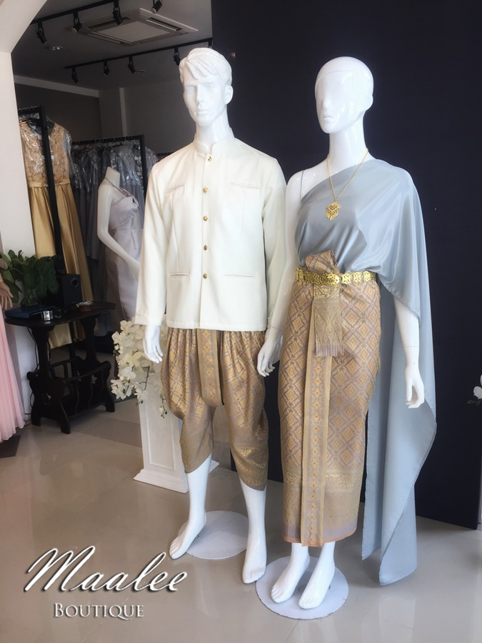 เช่า ชุดไทย ชุดเพื่อนเจ้าสาว ชุดไทยผ้าถุงสีทอง สไบเรียบ สีเทา