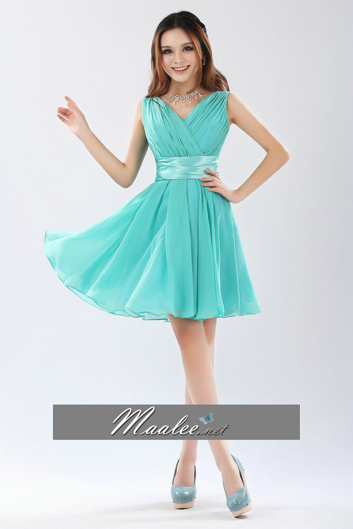 พร้อมเช่า ชุดราตรีสั้น แขนกุด สีน้ำทะเล คอวีหน้า หลัง จับเดรปสวย คาดเอวผ้าซาติน