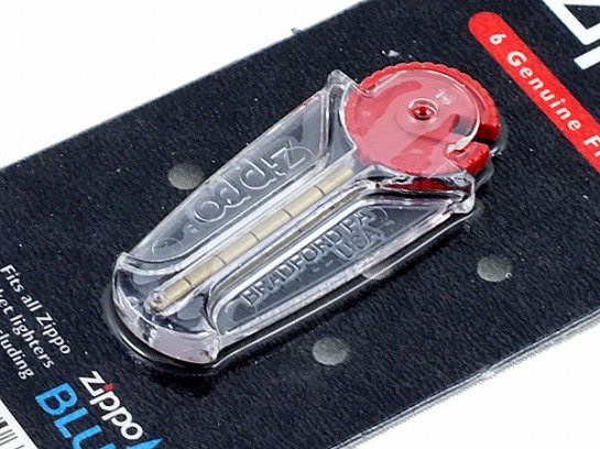 ถ่านไฟแช็ค Zippo แท้ - Genuine Zippo Flint สำหรับไฟแช็คแบบเติมน้ำมันรอนสันทุกชนิด ซองละ 40 บาท