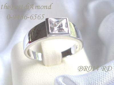 แหวนสำหรับหนุ่มอีกวงคะ อันนี้ก็เท่ห์ไม่เบาคะ รหัส BR014-MD