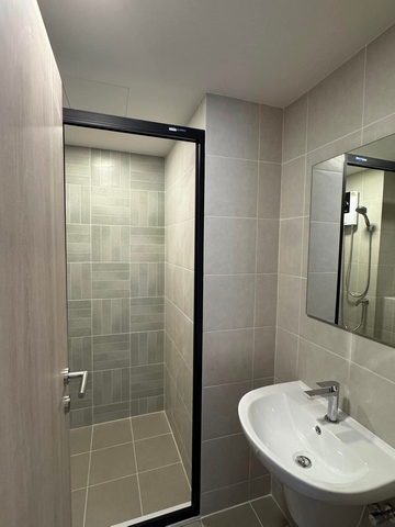 ให้เช่า ดีคอนโด ชายน์ รังสิต ตึก A 26.5 ตร.ม.วิวสระน้ำ ห้องใหม่ เฟอร์ครบ