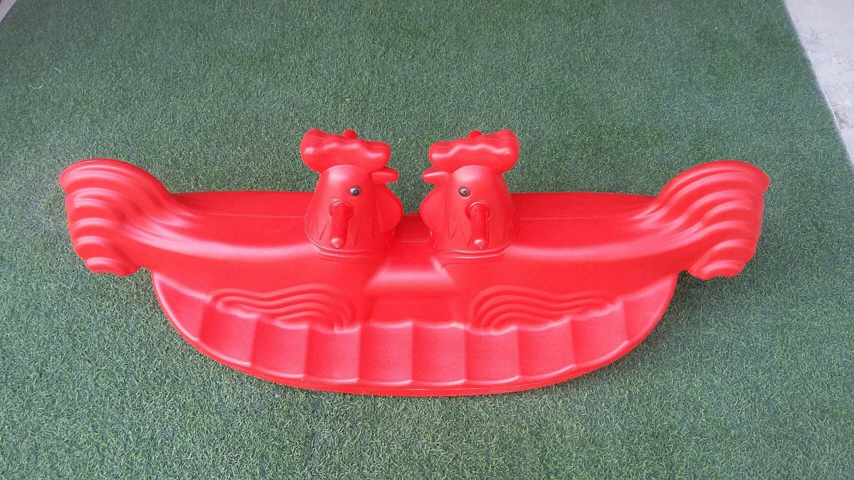 ไก่คู่โยกเยก