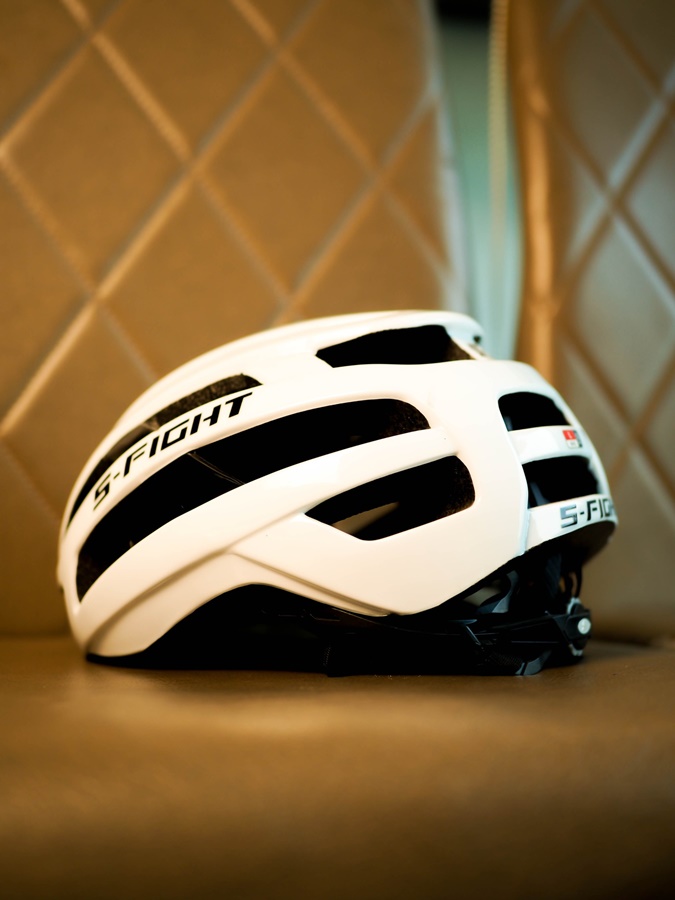 หมวกปั่นจักรยาน S-FIGHT รุ่น GH-10 พร้อมด้วยความปลอดภัยที่ได้มาตรฐาน แข็งแรง ทนทาน