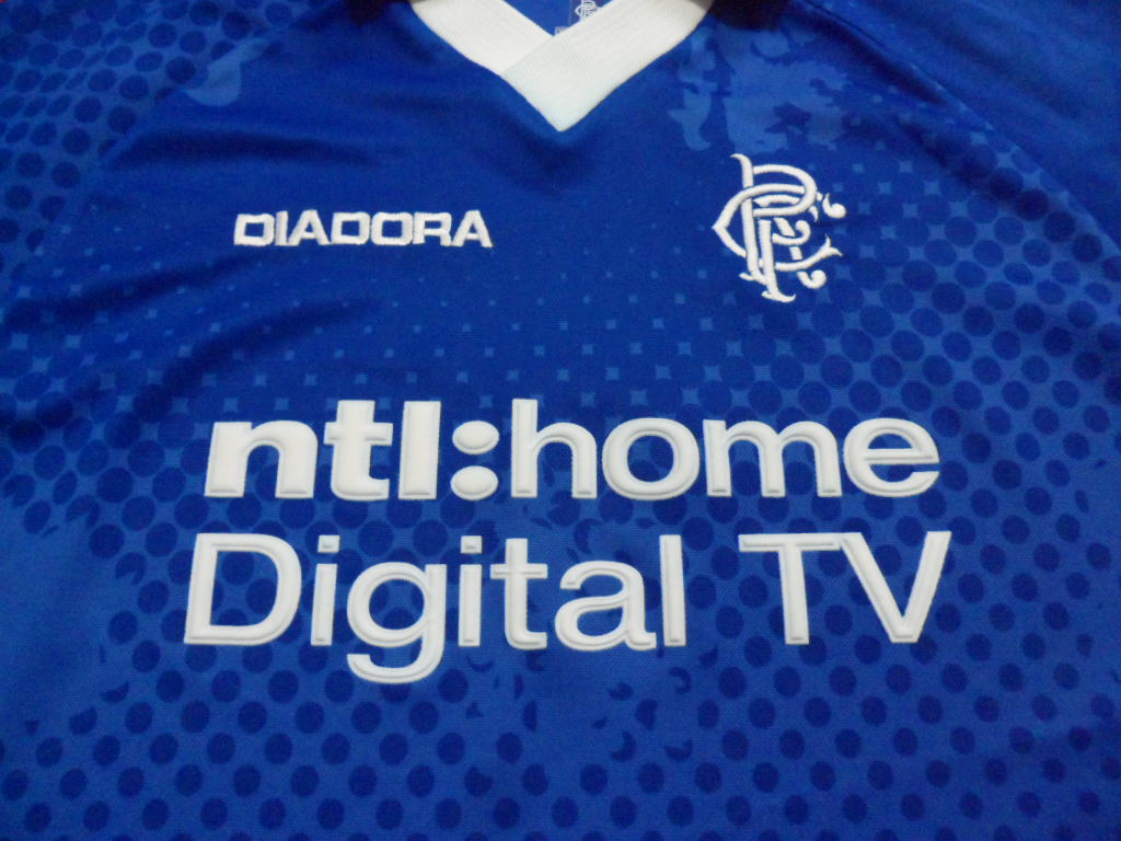 เสื้อฟุตบอล ทีมสโมสรเรนเจอร์ส ชุดเหย้า 2002/03 M-Size / RANGERS Football Shirt Home Kit 2002/03 Jersey M-Size