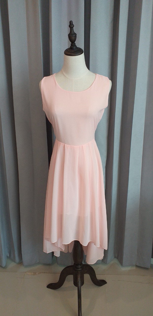 พร้อมส่ง ชุดออกงาน ชุดเดรสสั้น แขนกุด แบบหน้าสั้น/หลังยาว ผ้าชีฟอง ใส่สบาย สีชมพูโอโรส (ซิปข้างลำตัว) **เหลือเฉพาะไซส์ M **