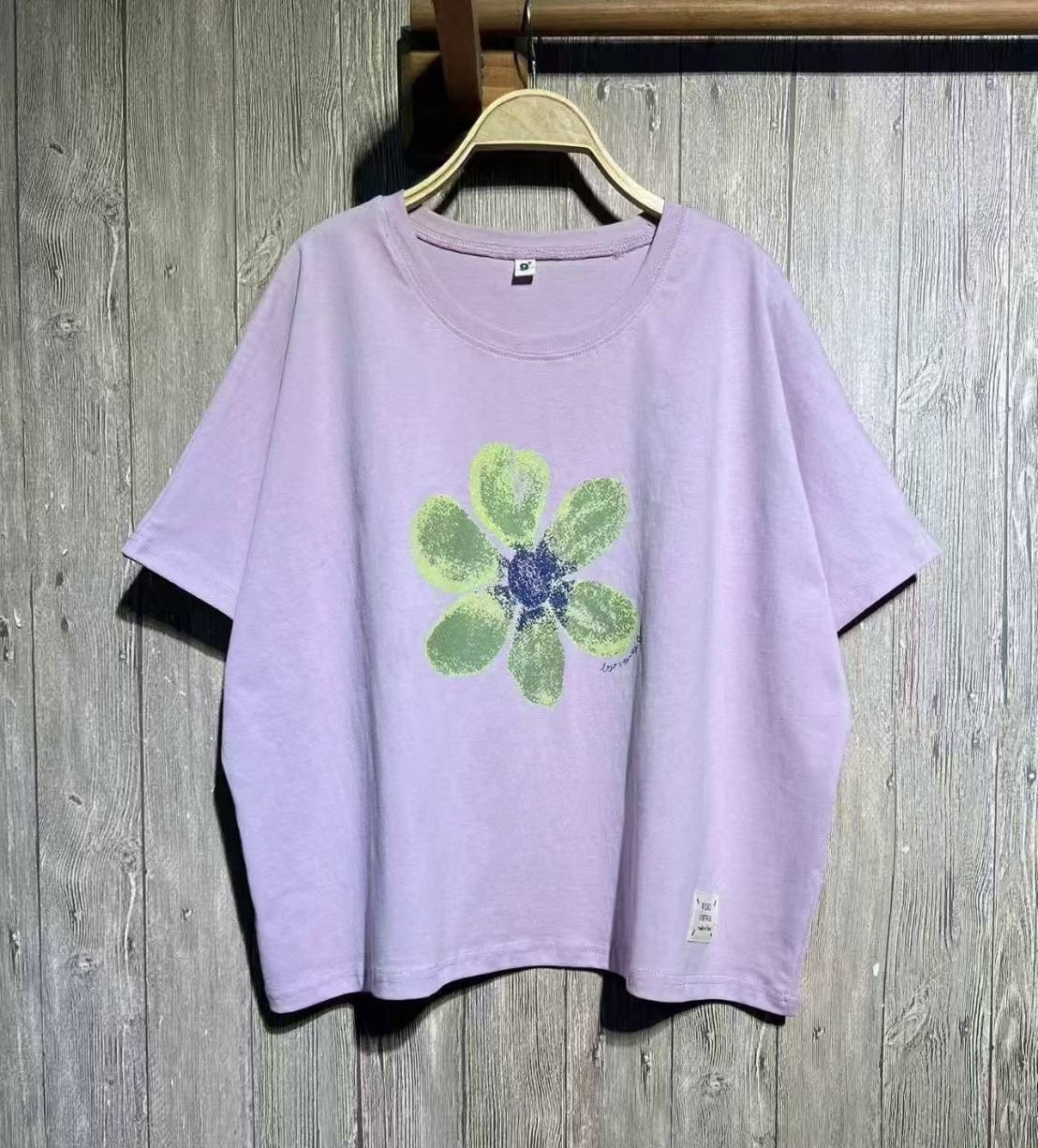 เสื้อยืดสกรีนลายดอกไม้ทรงโอเวอร์ไซส์ 9am