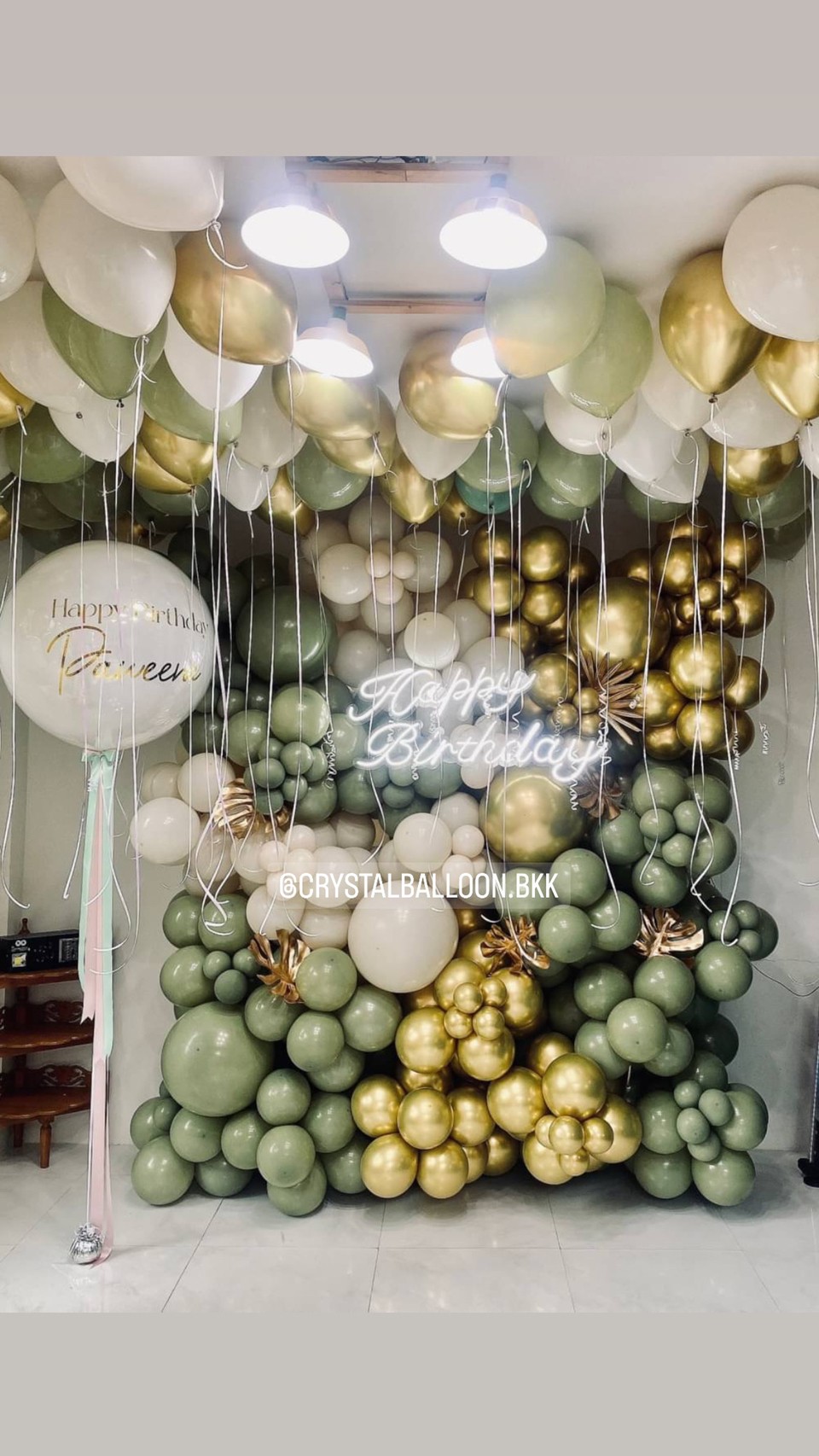 Organic Backdrop วันเกิด Theme เขียว-ทอง พร้อม ลูกโป่งยาง ขนาด 36" พร้อมตกแต่ง ลูกโป่งลอยฝ้า 100 ลูก,ตัวอักษร Happy Birthday ประดับไฟ ราคาโทรสอบถาม สามารถเปลี่ยนสีลูกโป่ง/เปลี่ยนข้อความ/เปลี่ยนขนาดได้