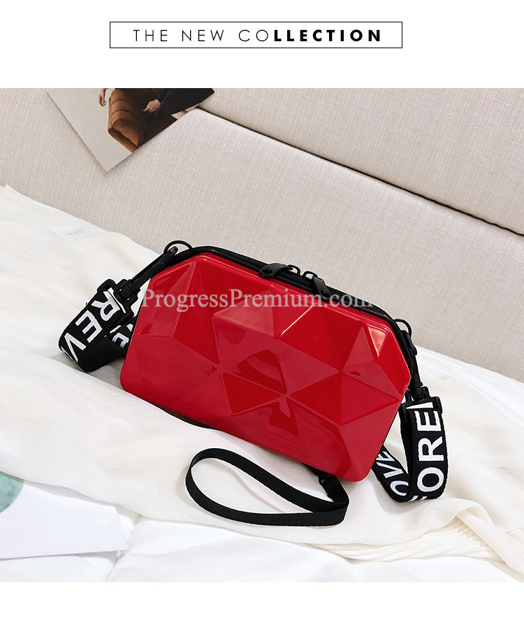 กระเป๋าสะพายข้าง