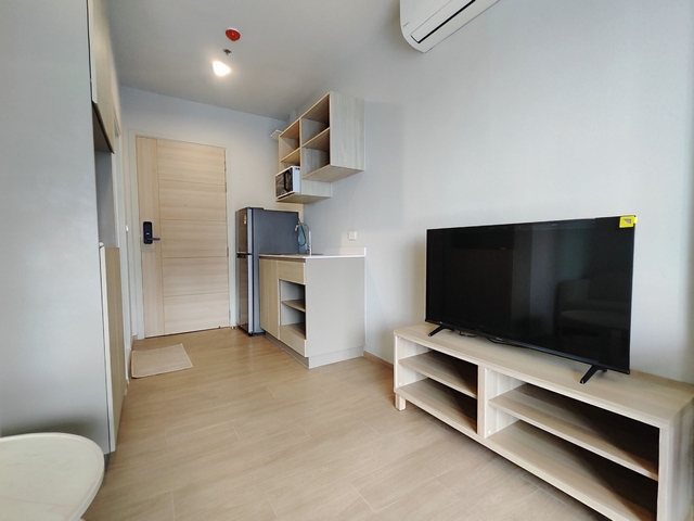 ให้เช่าคอนโด คอมมอน ทียู 27 ตร.ม.ห้องสวย เฟอร์ครบ มีเครื่องซักผ้า ใกล้ธรรมศาสตร์