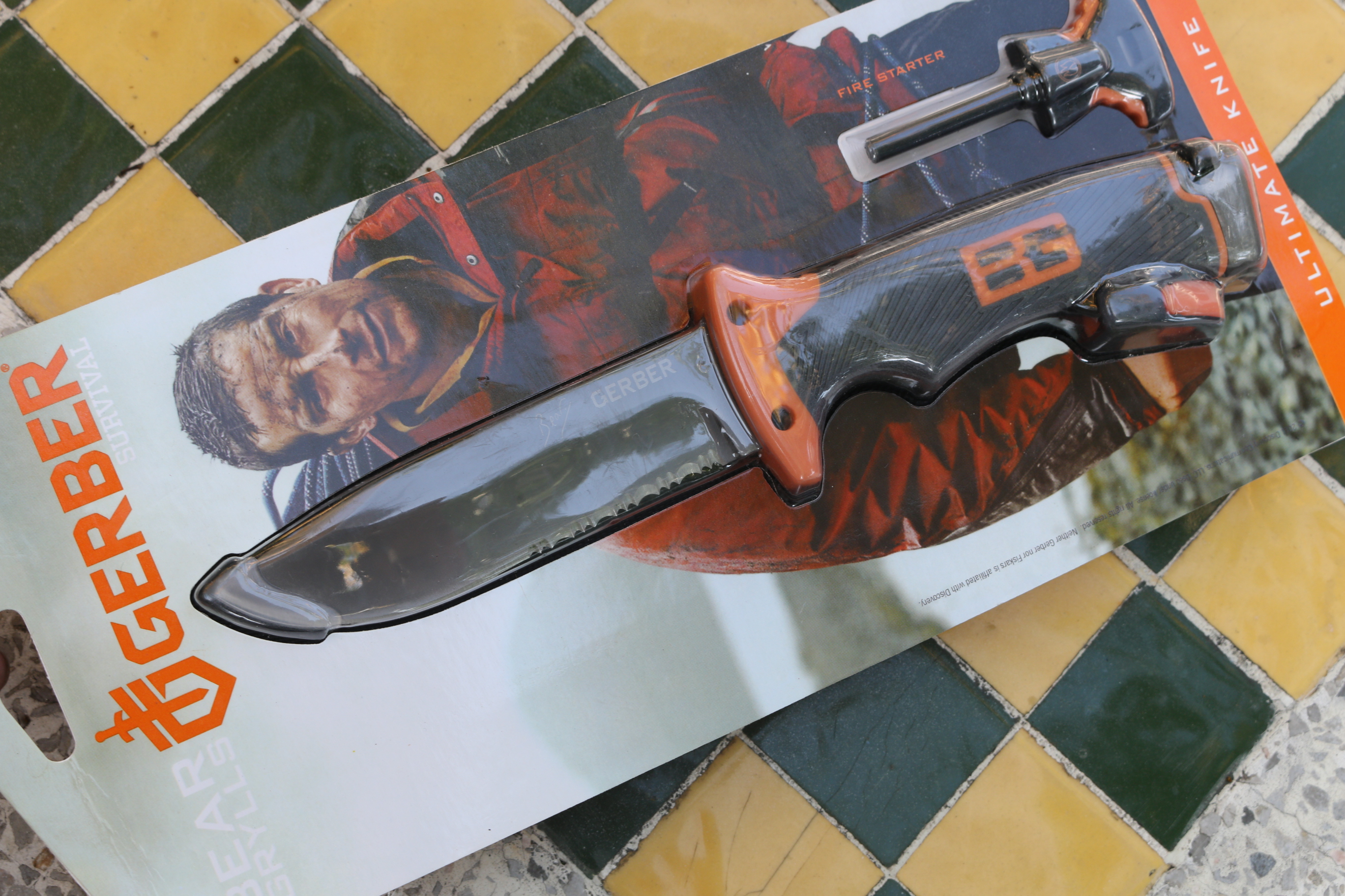 มีดใบตาย Gerber Bear Grylls Ultimate Serrated Fixed Blade OEM ขนาด 10 นิ้ว แกร่งสุดๆ