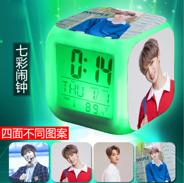 นาฬิกาปลุกลูกเต๋า Zhu Zhengting