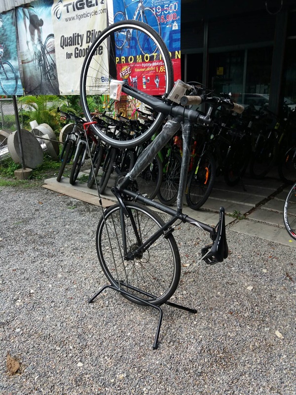 ขาตั้งจักรยานชี้ฟ้า Hong SEN, E-HS-T021 Floor Mount bike stand