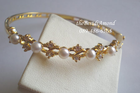 BB022+++กำไลBeautiful Pearl+++กำไลไข่มุก สุดหรู ดูดีมีสไตน์ ประดับด้วยมุกแท้ และเพชรCZ ดูผู้ดี ไฮโซมาก เหมือนจริงสุดๆ เหมือนออกจากร้านจิวเวลลี่เลยค่ะ