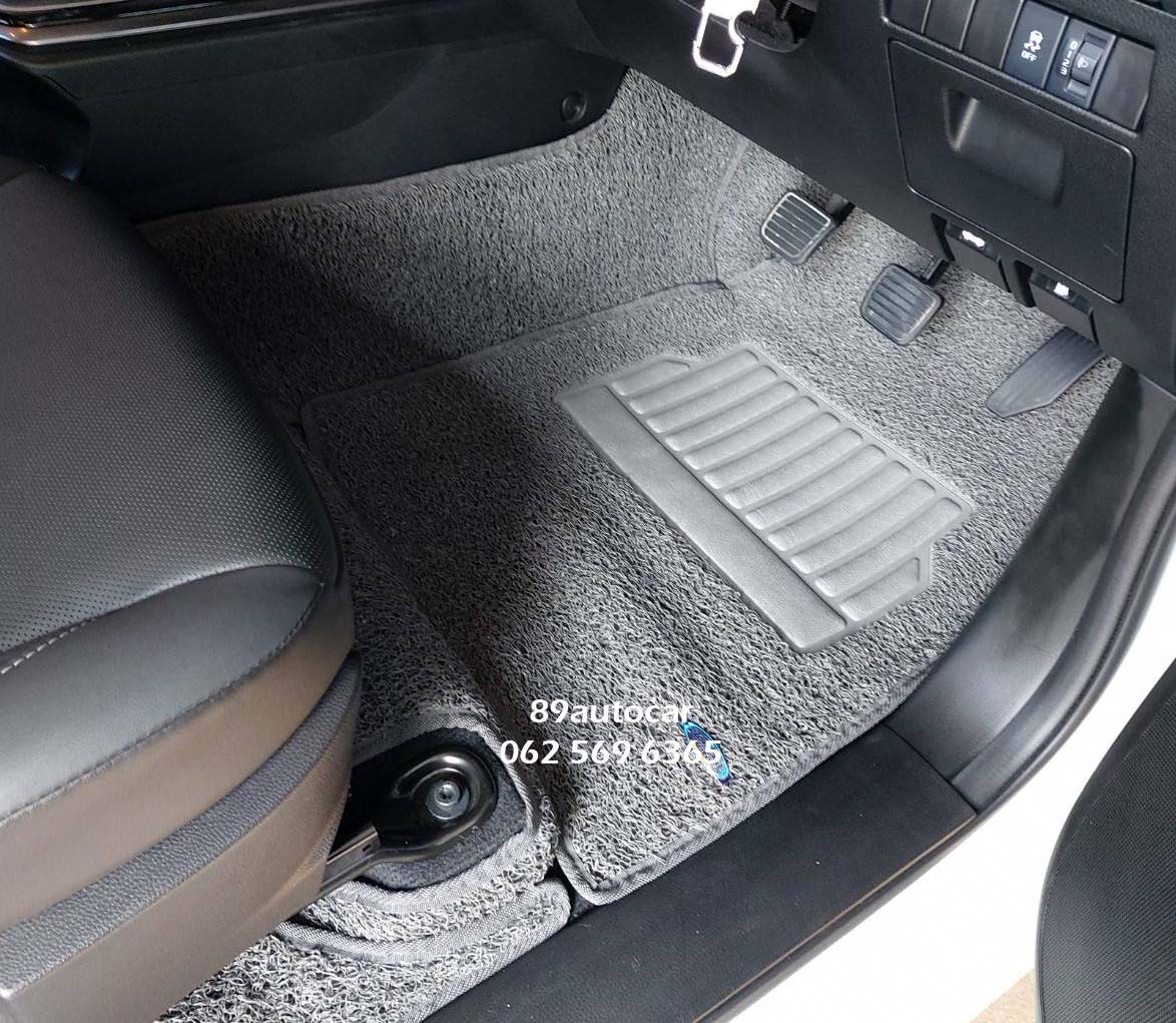 พรมไวนิลดักฝุ่น Isuzu D-Max Cab 2022 ปูพรมไวนิลดักฝุ่นสีเทาขอบเทา เต็มคัน