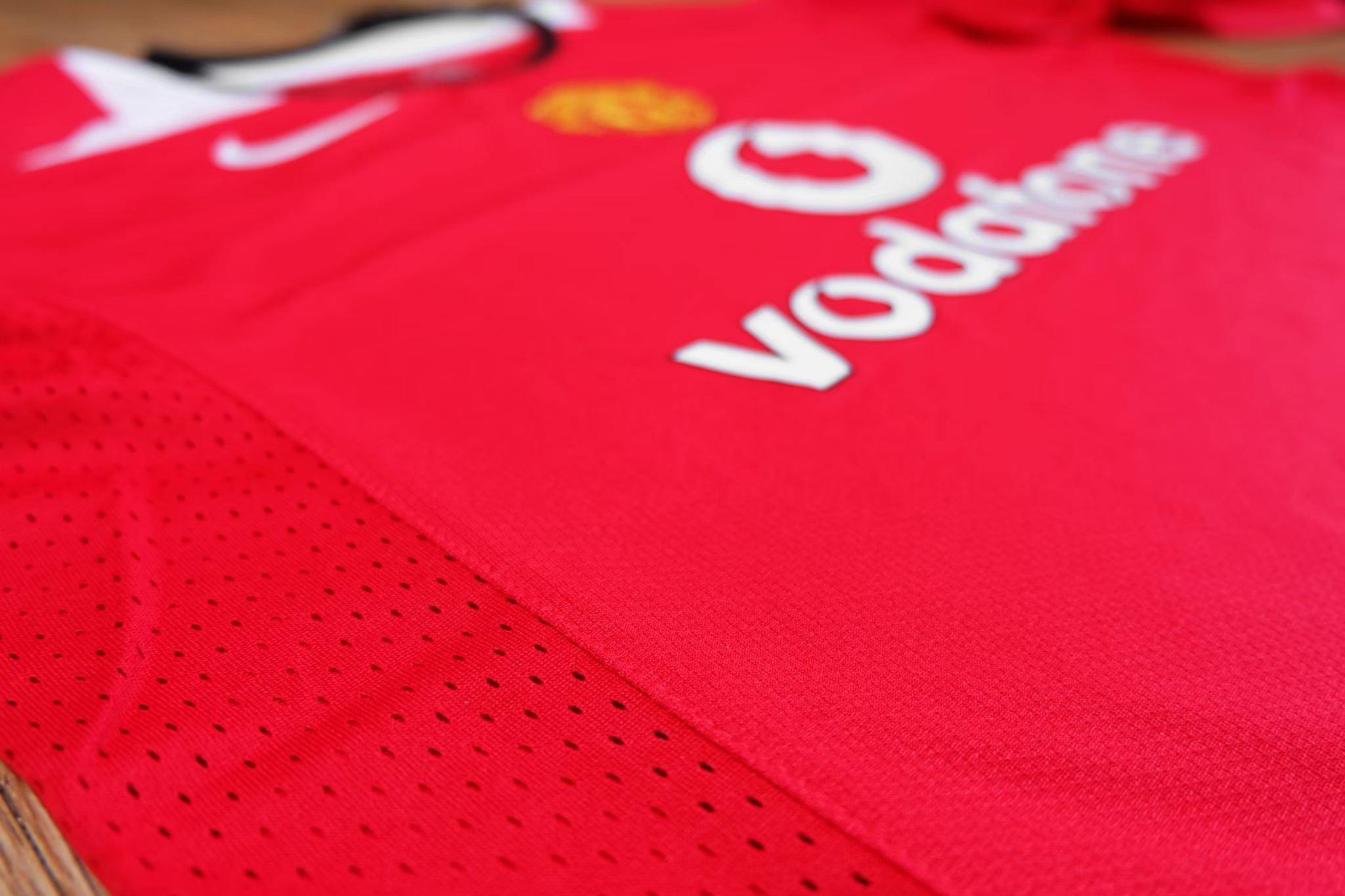 Manchester United 2004/06 Vintage Jersey เสื้อฟุตบอลแมนยูย้อนยุค AIG