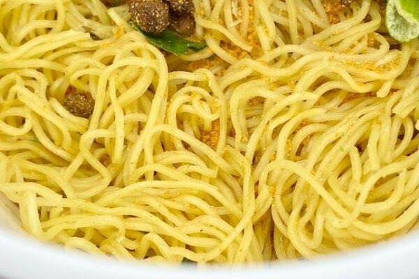 Naruryu tantan cup noodles