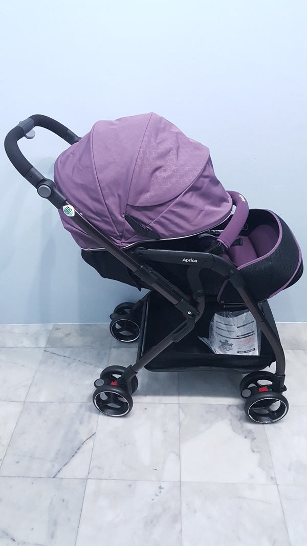 Aprica Optia Premium สีม่วง สภาพสวย ทำความสะอาดฆ่าเชื้อพร้อมใช้งาน