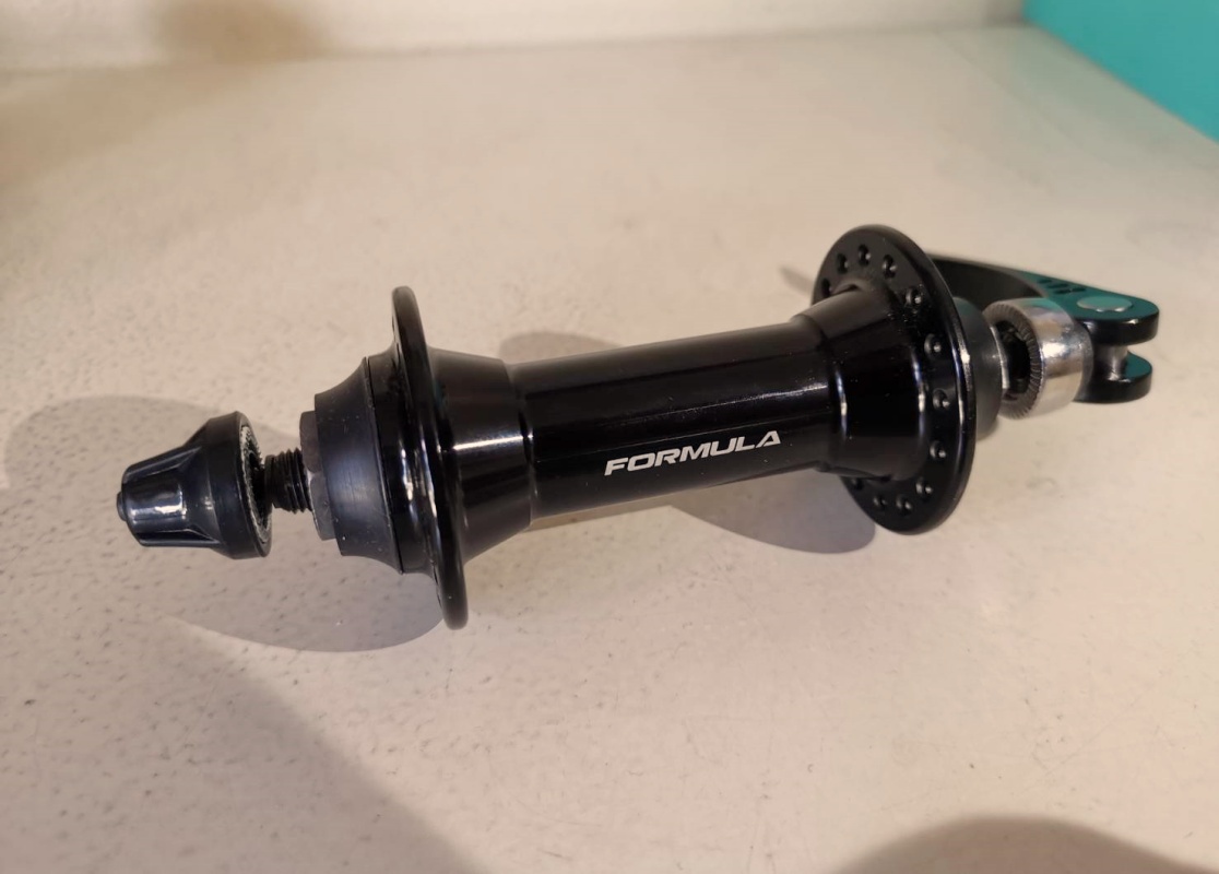 ดุมหน้า ดุมเสือภูเขา FORMULA MTB Front HUBS วีเบรค 32/36 รู สีดำและสีเงิน