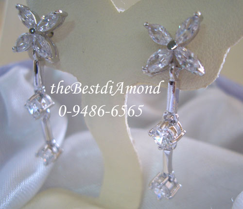 BE605RD+++ต่างหูดอกไม้ตุ้งติ้ง+++หรูหรา สวยงาม ใส่ออกงานได้สบายเลยค่ะ เรียบ หรูดูดี