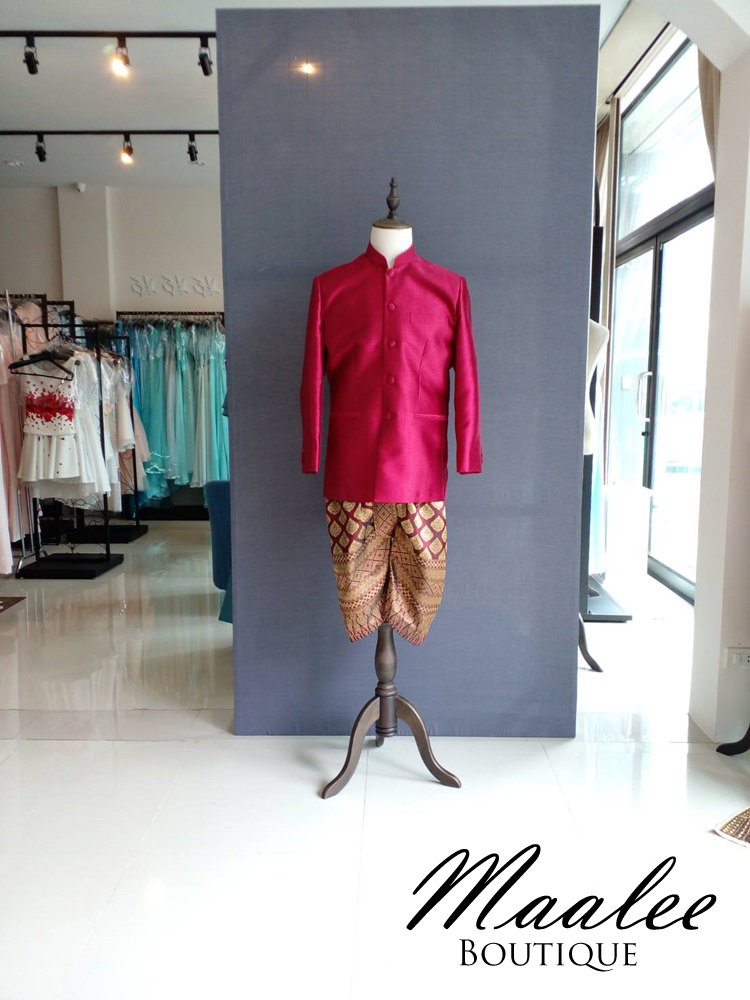 พร้อมเช่า ชุดแต่งงานไทยประยุกต์ สีแดง