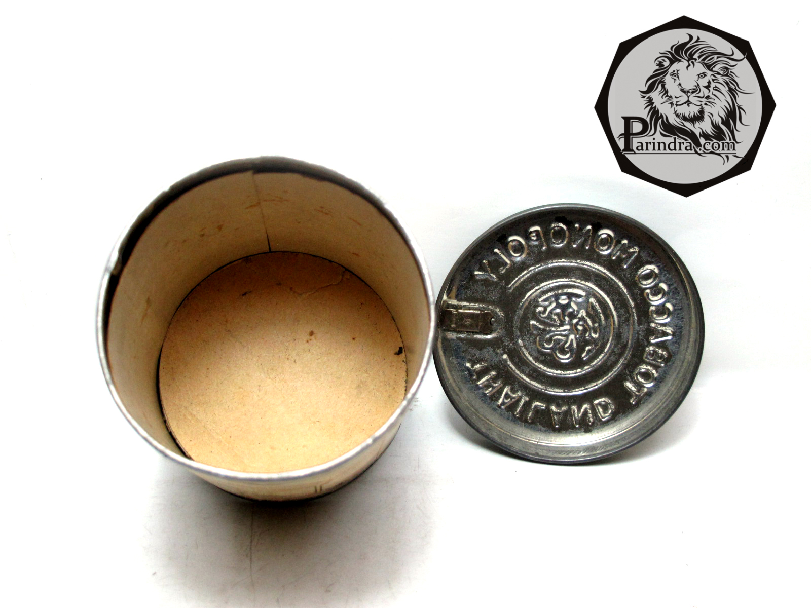 กระป๋องบุหรี่ Royal standard Virgenia Cigarrettes ชนิด 50 มวน ของเก่าแท้ สภาพดีมาก