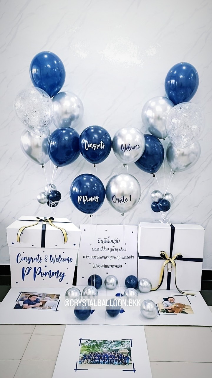Surprise Box กล่องเซอร์ไพรส์ในโอกาสต่างๆ Theme Dark Blue พร้อมตกแต่ง ช่อลูกโป่ง 5 ลูก 2 ช่อ สามารถใส่รูปได้ 3 รูป สามารถเปลี่ยนสีลูกโป่ง/เปลี่ยนข้อความได้