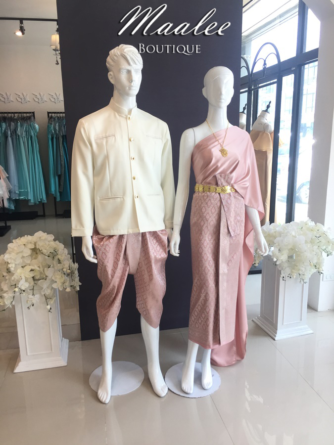 เช่า ชุดไทย ชุดเพื่อนเจ้าสาว ชุดไทยผ้าถุงสีโอวัลตินชมพูเงิน สไบเรียบ สีโรสโกล