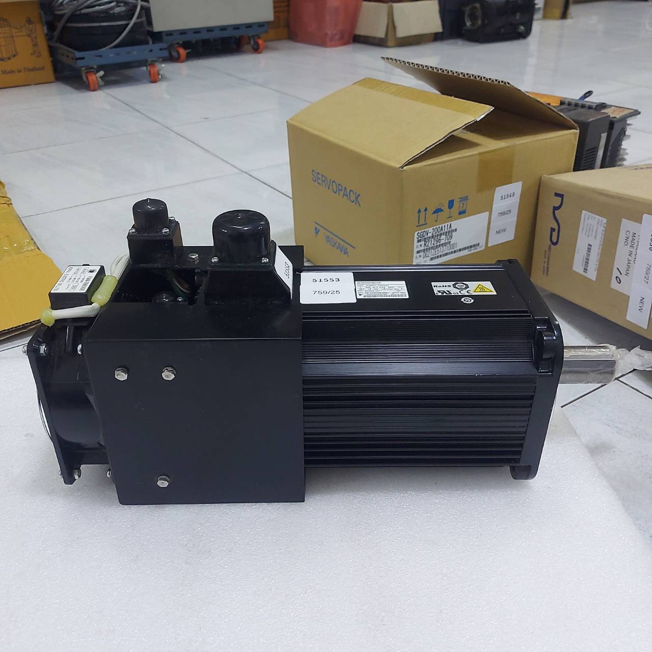 SGMSV-70ADA61 SERVO MOTOR " YASKAWA "