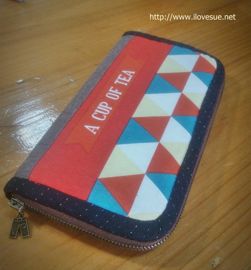 กระเป๋าใบยาว - สั่งทำไม่ได้แล้วค่ะ ผ้าลายนี้หมด