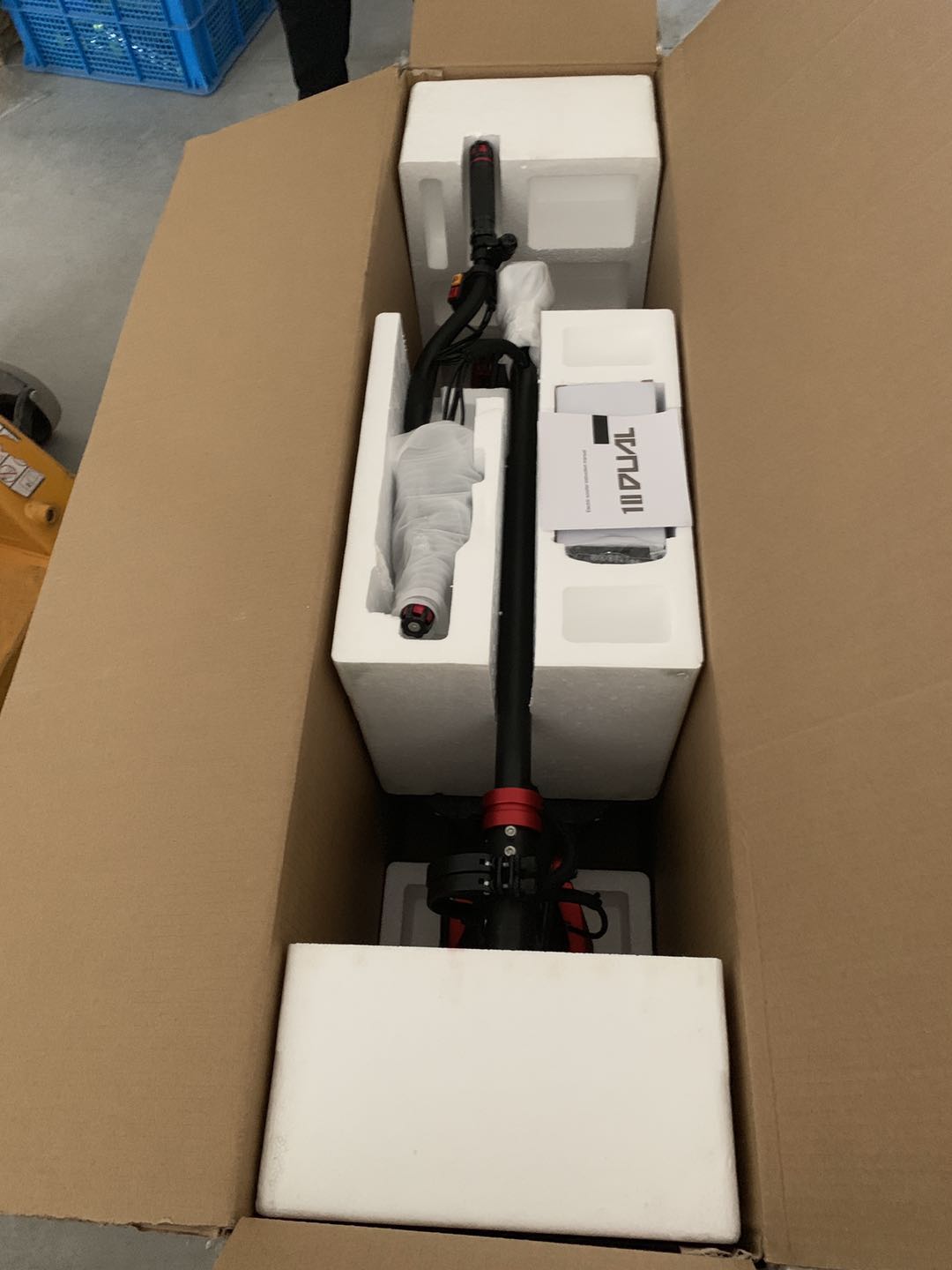 สกู๊ตเตอร์ไฟฟ้า ONESTEP X11-DDM ล้อ 11 นิ้ว มอเตอร์ 3200W 72V 26AH /3200W 72V 32AH(LG)