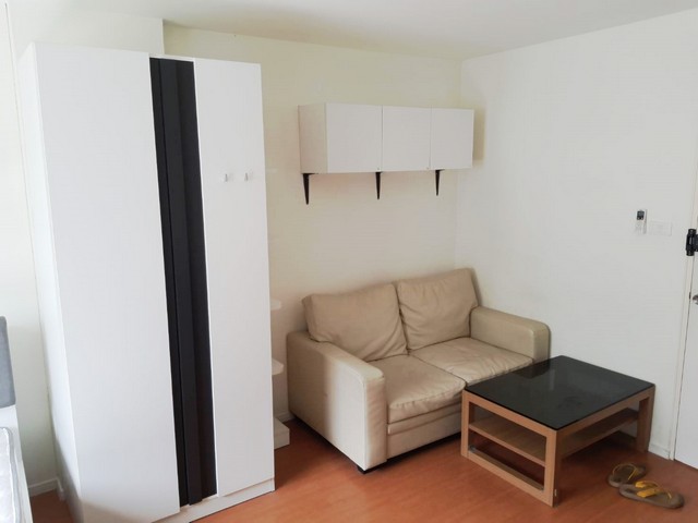 ให้เช่าคอนโด ลุมพินี ทาวน์ชิป รังสิต-คลอง1 ตึกA4 ห้อง 21.5 ตรม.เครื่องใช้ครบ พร้อมอยู่ได้เลย