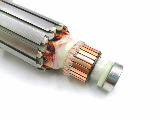 ทุ่น บล็อคไฟฟ้า มากีต้า Makita 6906 P/N.512883-1 (แท้) ##(**)