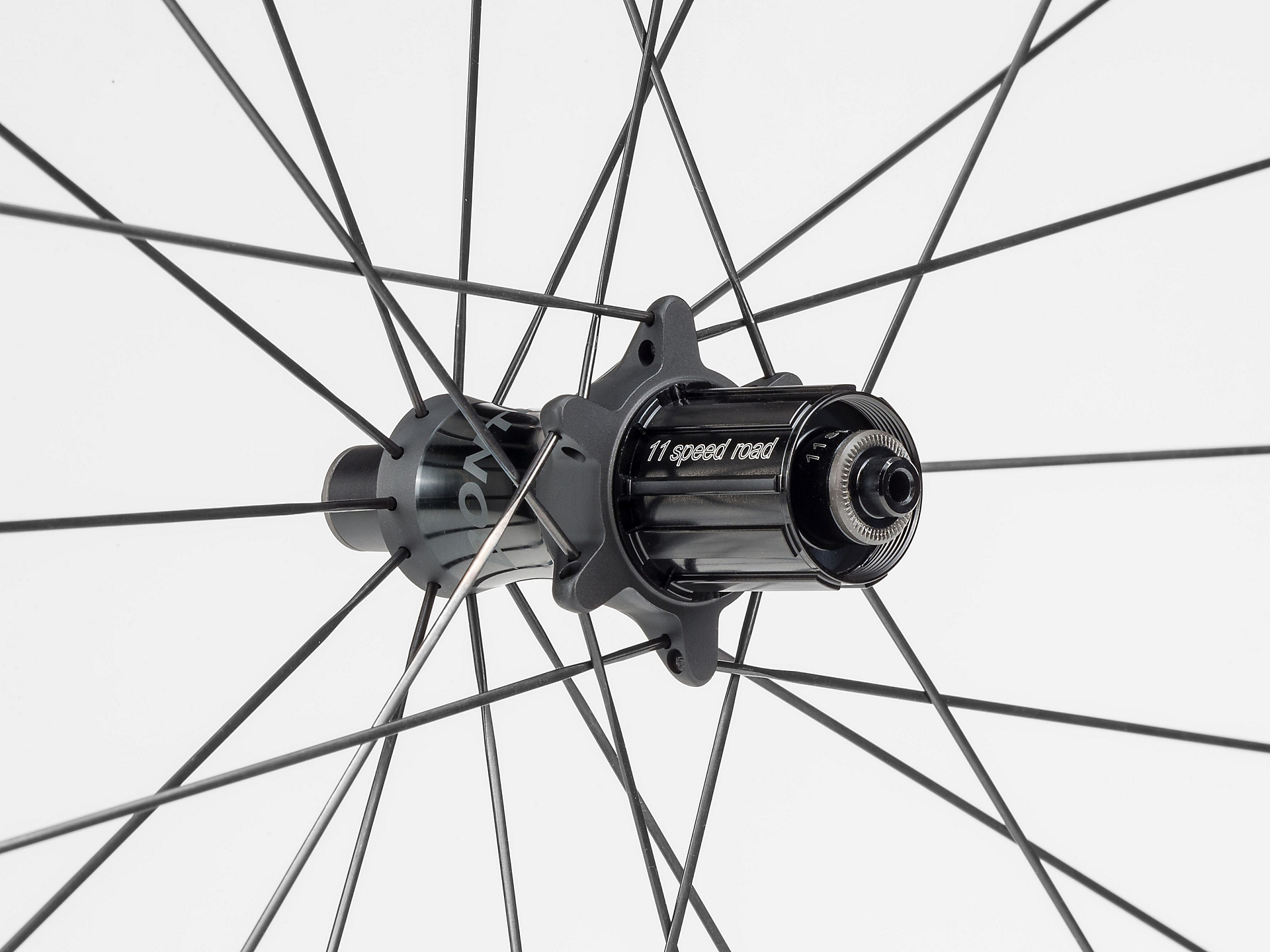ชุดล้อคาร์บอน BONTRAGER AEOLUS XXX 2 TLR CLINCHER ขอบงัด, ขอบสูง 28มม