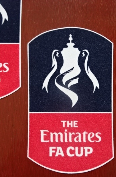 อาร์มสัญลักษณ์ฟุตบอล การแข่งขันฟุตบอลเอฟเอ คัพ - FA CUP FINAL 2016-20 PLAYER SIZE ใหม่ / FA CUP National Football Tournament PLAYER SIZE Football Patch/Badge - FA CUP FINAL 2016-20 NEW