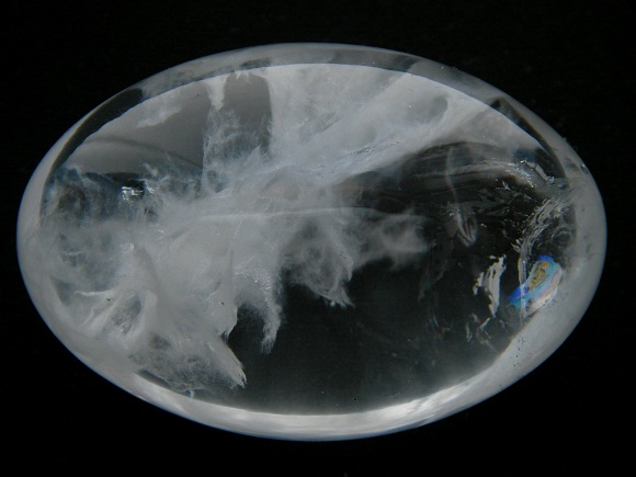 QU0005 QUARTZ โป่งข่ามแก้วใส แก้วพิรุณหมอก ปุยเมฆขาว เนื้อแก้วในสะอาดใหญ่พิเศษ size 49 x 34 x 20 mm. พม่า